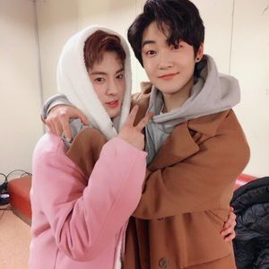 Meet your Posher, Cassandra